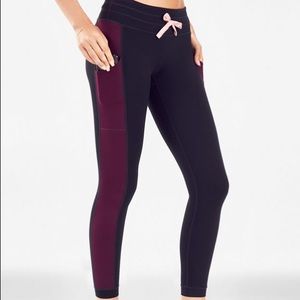 Fabletics Define Mid-Rise Colorblock Legging